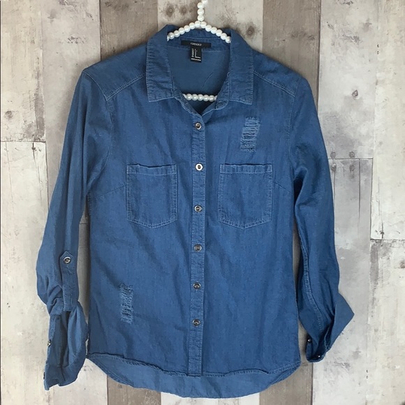 Forever 21 distressed chambray button up top size Small - Picture 4 of 7